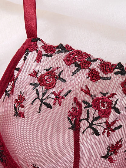 LINCARIE – Embroidered Floral Push-Up Lingerie Set