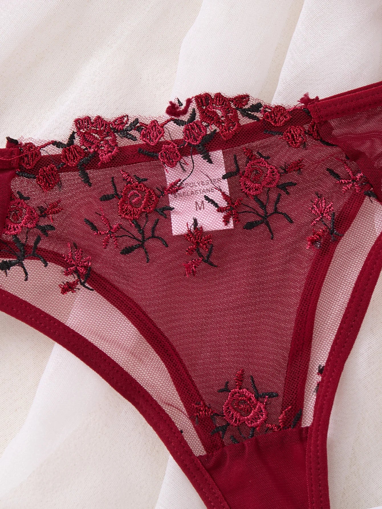 LINCARIE – Embroidered Floral Push-Up Lingerie Set