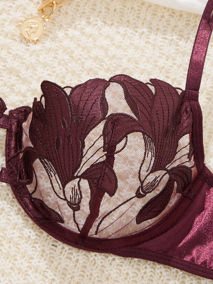 LINCARIE – Embroidered Floral Push-Up Lingerie Set