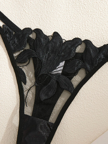 LINCARIE – Floral Embroidered Push-Up Lingerie Set