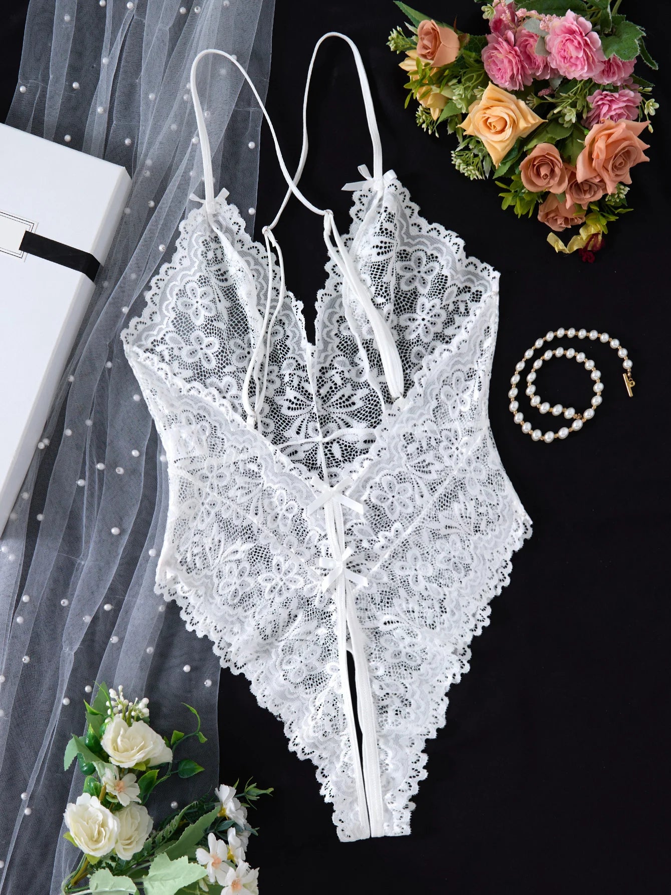 LINCARIE – Back-Strap Elegance Bodysuit Lingerie Set