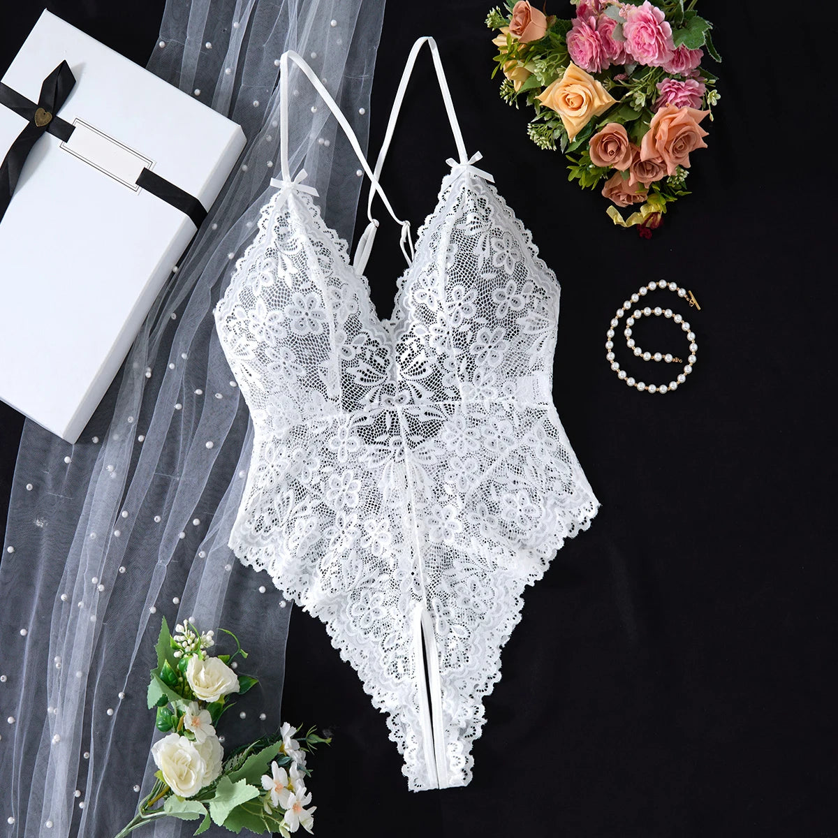 LINCARIE – Back-Strap Elegance Bodysuit Lingerie Set