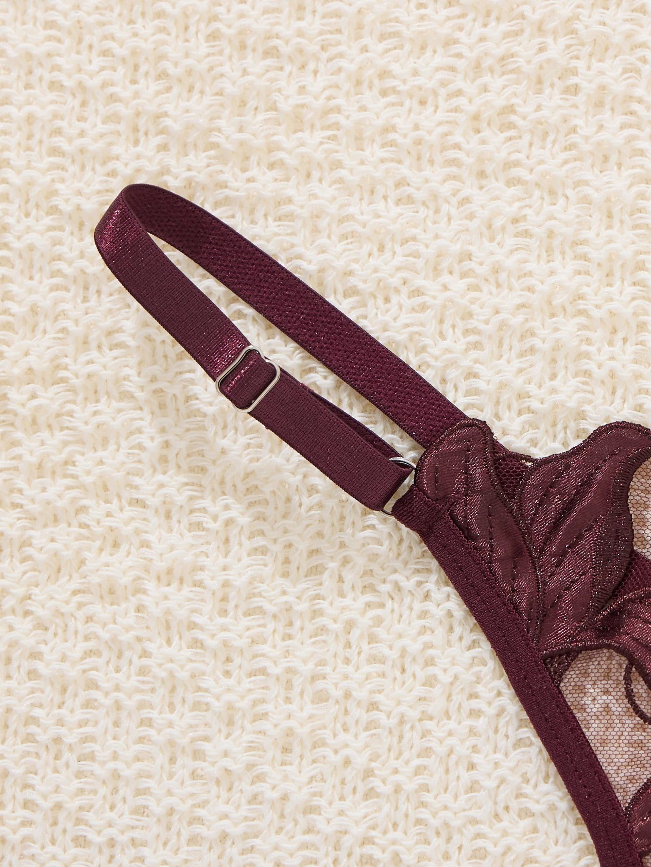 LINCARIE – Luxury Women’s Lingerie Set