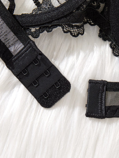 LINCARIE – Women’s Premium Essential Lingerie Piece