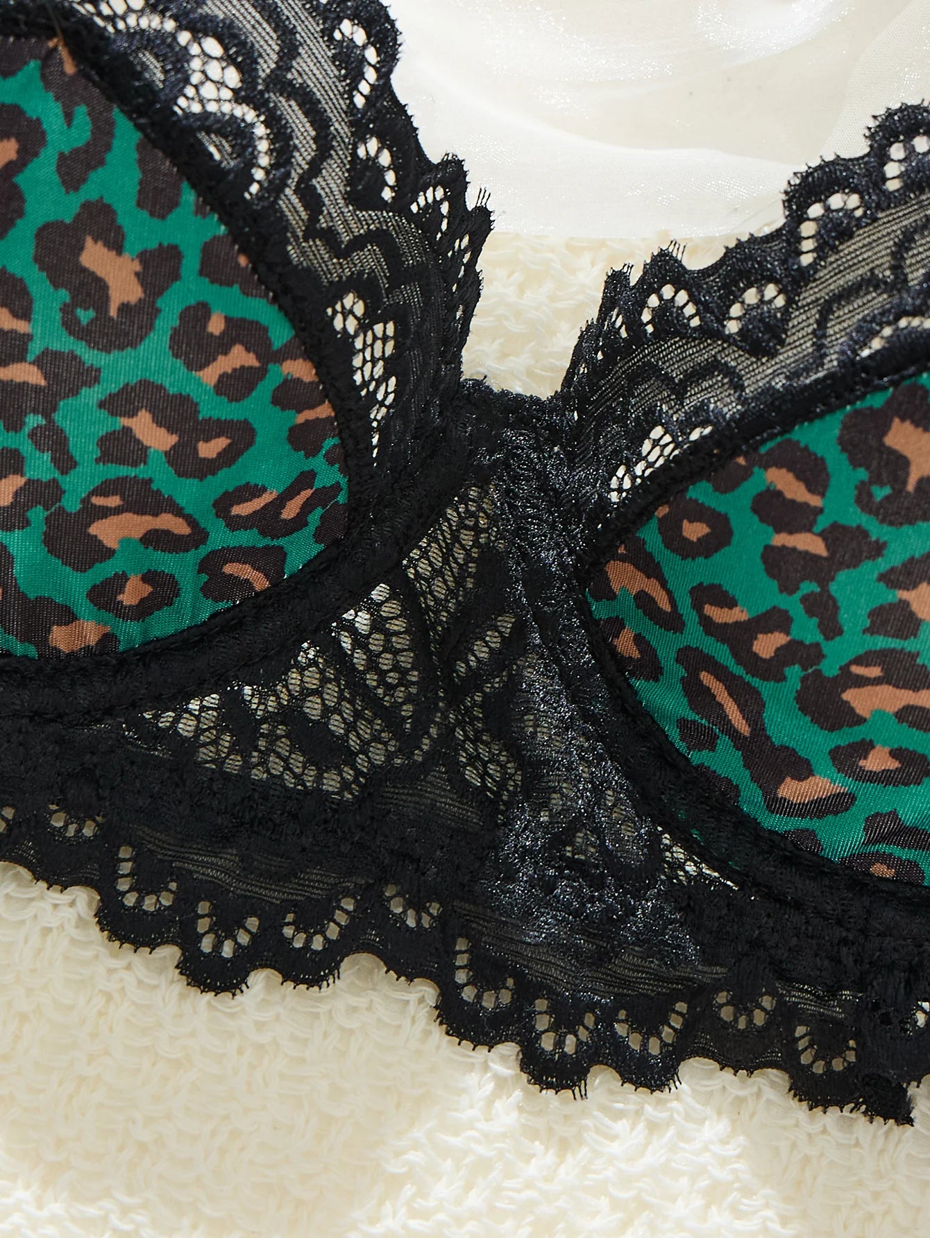 LINCARIE – Embroidered Leopard Push-Up Lingerie Set