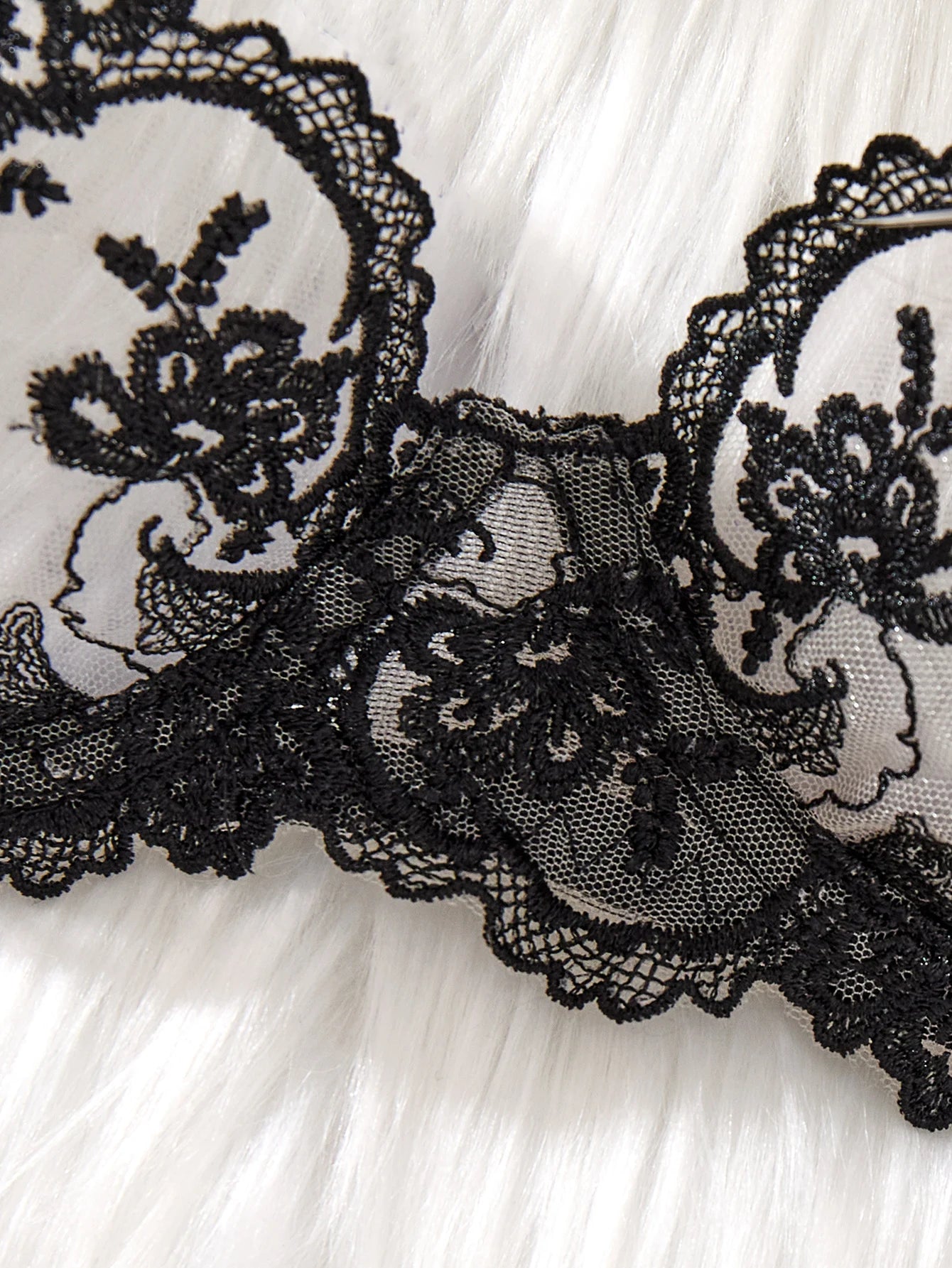 LINCARIE – Women’s Premium Essential Lingerie Piece
