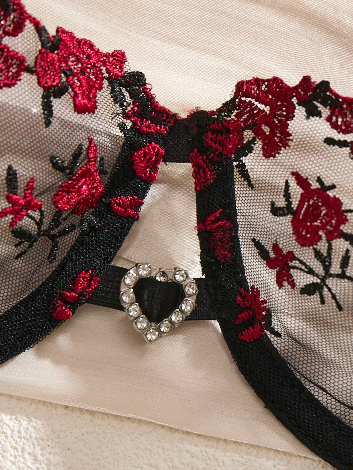 LINCARIE – Luxury Women’s Lingerie Set