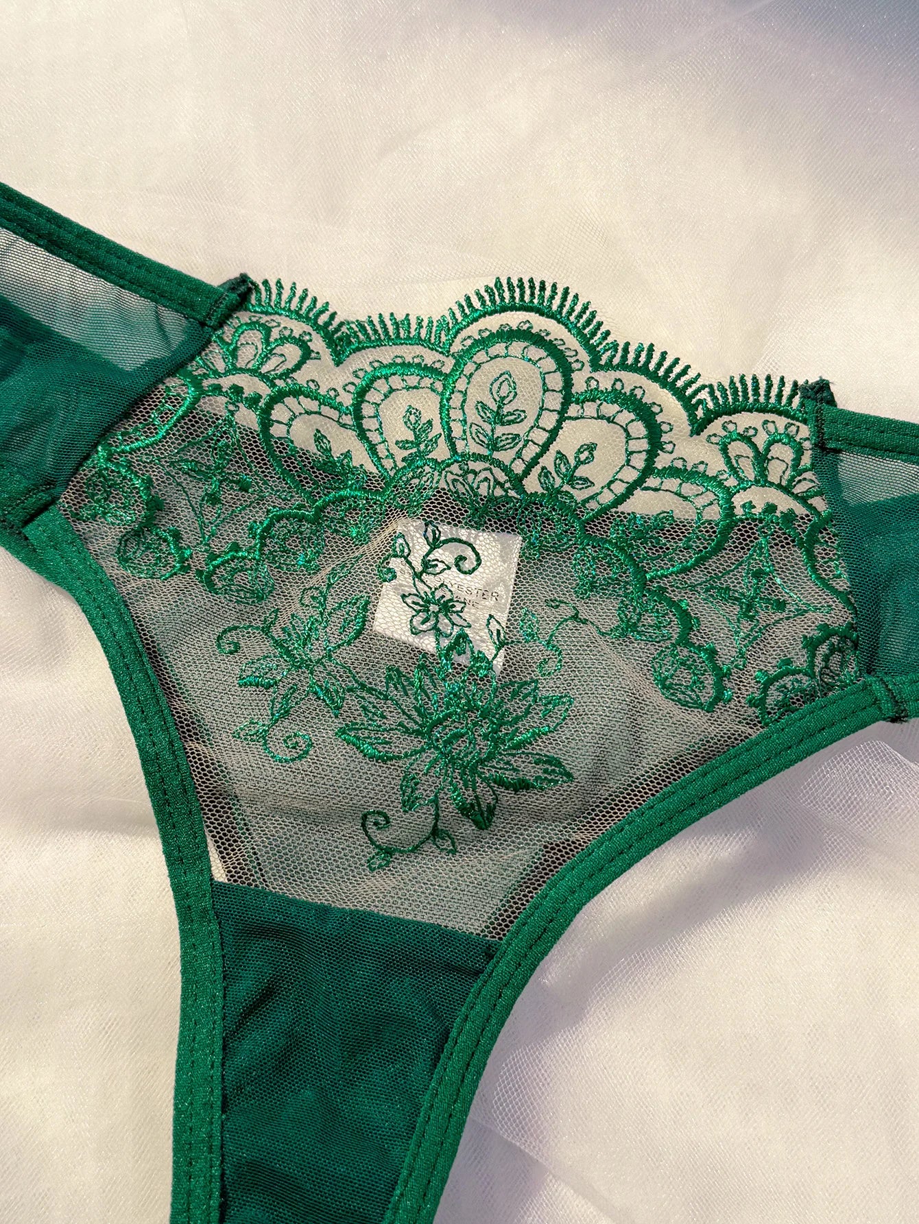 LINCARIE – Elegant Piece Lingerie Set