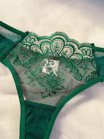 LINCARIE – Elegant Piece Lingerie Set
