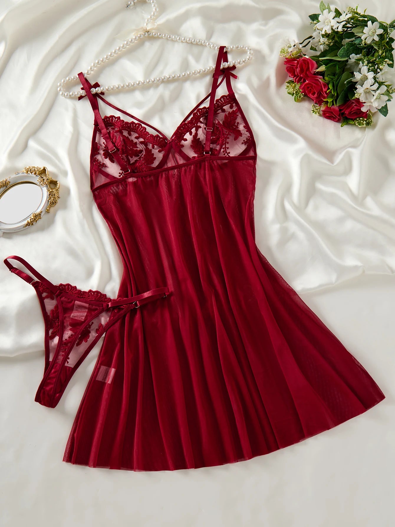 LINCARIE – Embroidered Floral Push-Up Lingerie Set