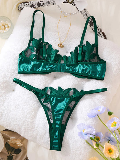 LINCARIE – Embroidered Push-Up Lingerie Set