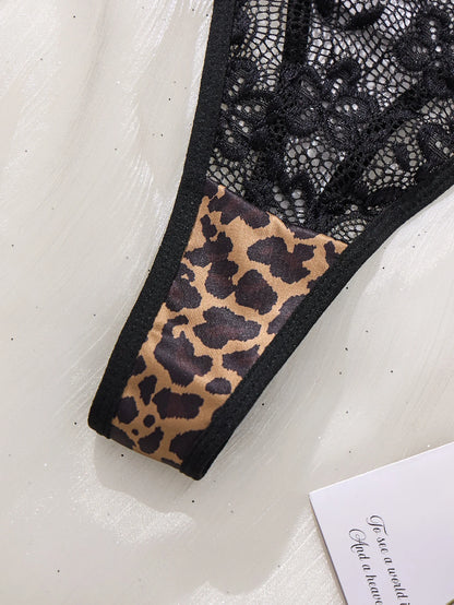 LINCARIE – Embroidered Push-Up Lingerie Set