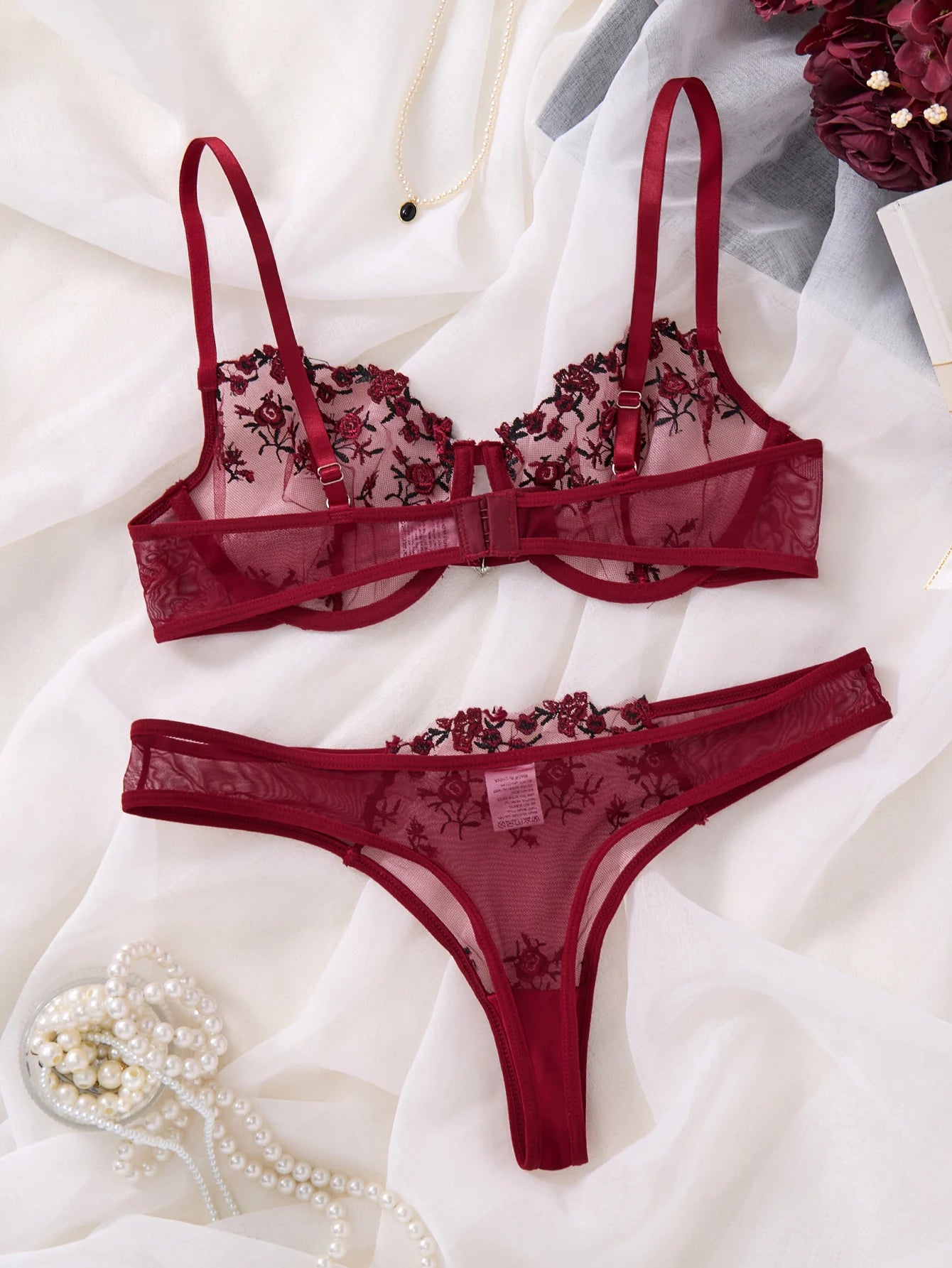 LINCARIE – Embroidered Floral Push-Up Lingerie Set